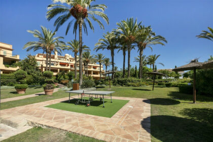 7b2fffda3846d2e73981d064a1f1f0f9 - 22