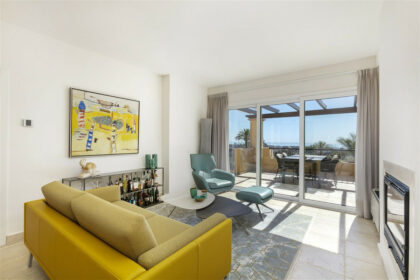 7b2fffda3846d2e73981d064a1f1f0f9 - 6