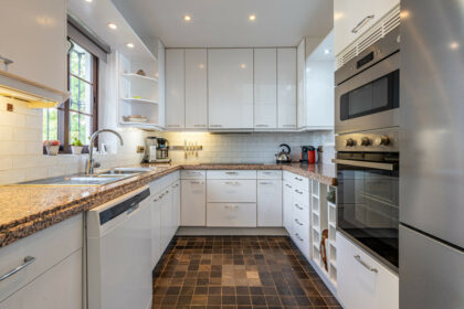 7b797e6c854dfebf8f3d7001ead93503 - 17