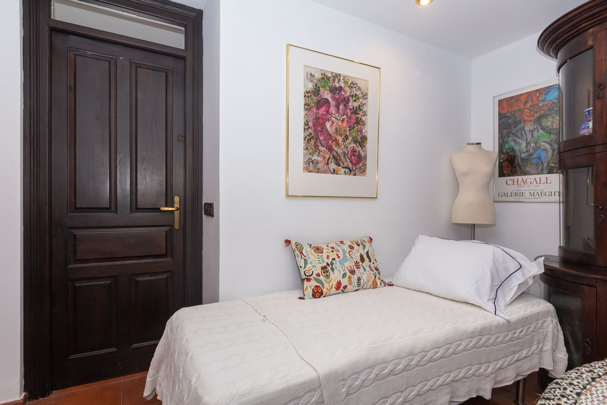 7c0d55989e88a63ddda8061ab879b2e6 - 15