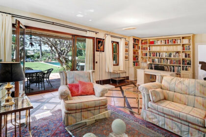 7c0d55989e88a63ddda8061ab879b2e6 - 9