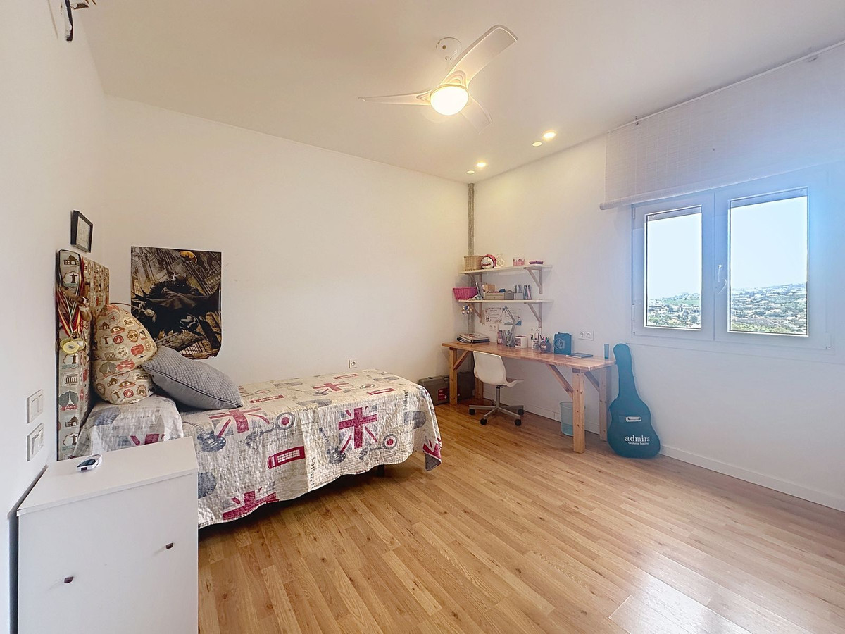 7c1ad9fd12b098edc21b4cc2a66a2a07 - 16