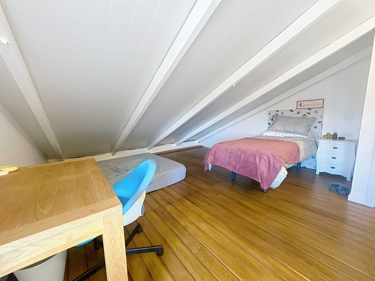 7c1ad9fd12b098edc21b4cc2a66a2a07 - 21