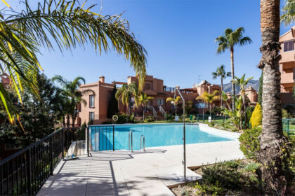 7d6b45f9917e522de07a39945a1073c5 - 18