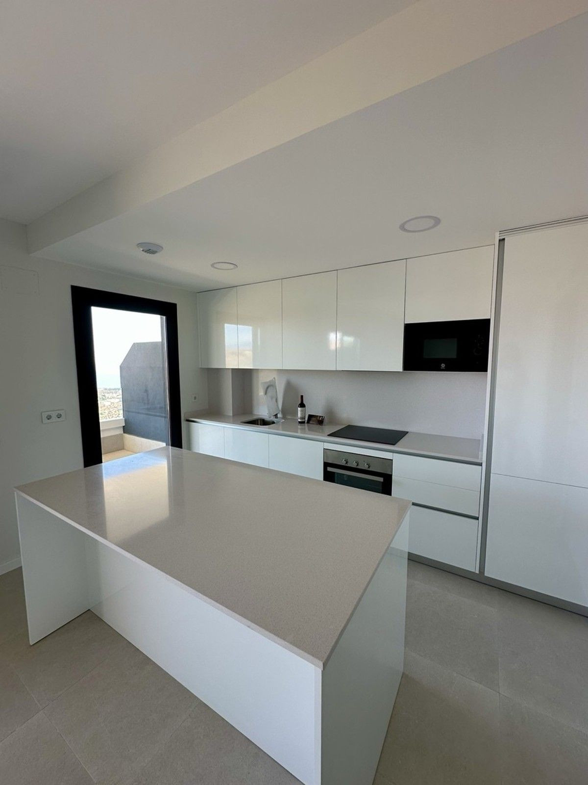 7d80728d6bc8eea3adf729586b85626e - 10