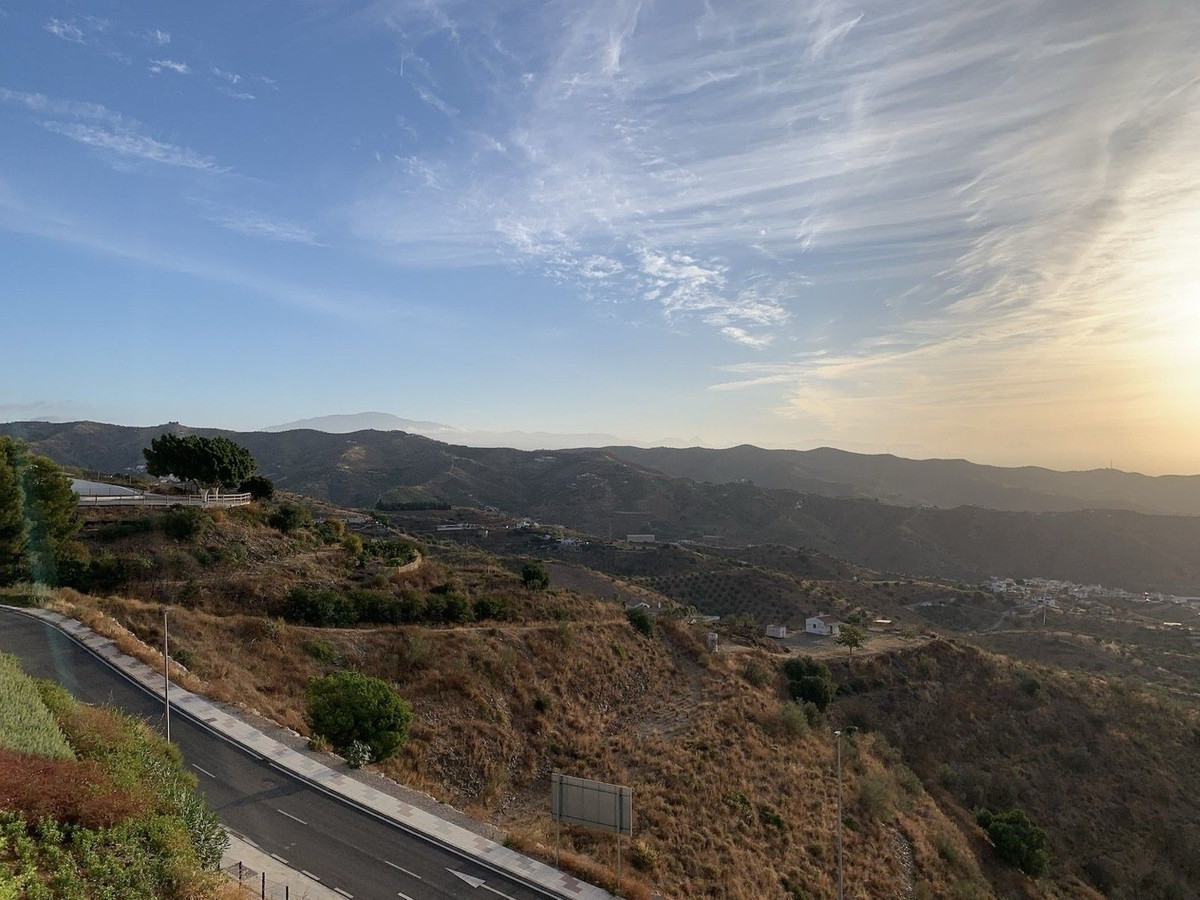 7d80728d6bc8eea3adf729586b85626e - 17