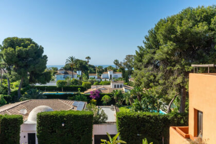 7e11fcf12d366c89306810bc8ef494b9 - 11