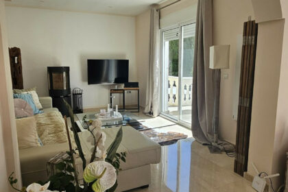 7e9c7e2a924db70b09927a3df2197dc0 - 10