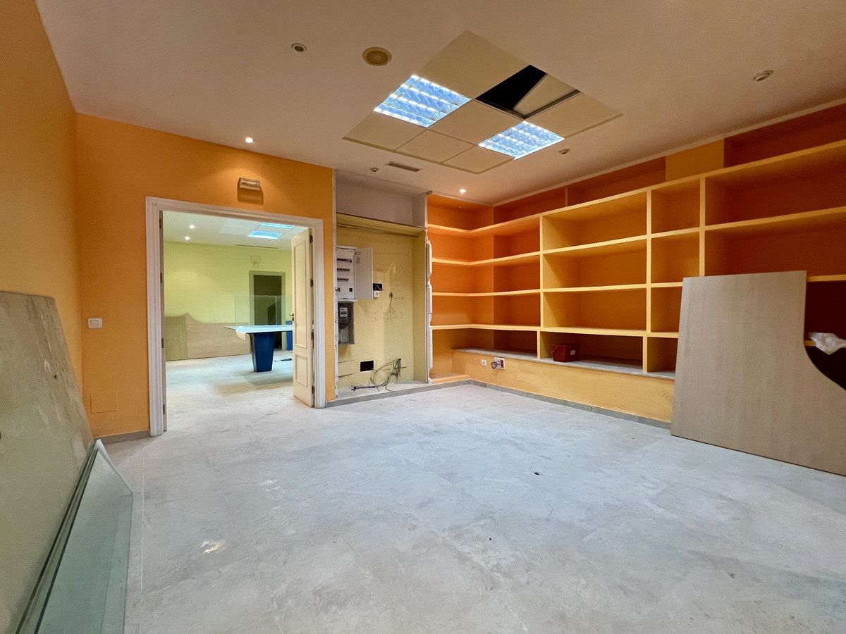 7f1283c7432a17fdce10bf322875d283 - 13