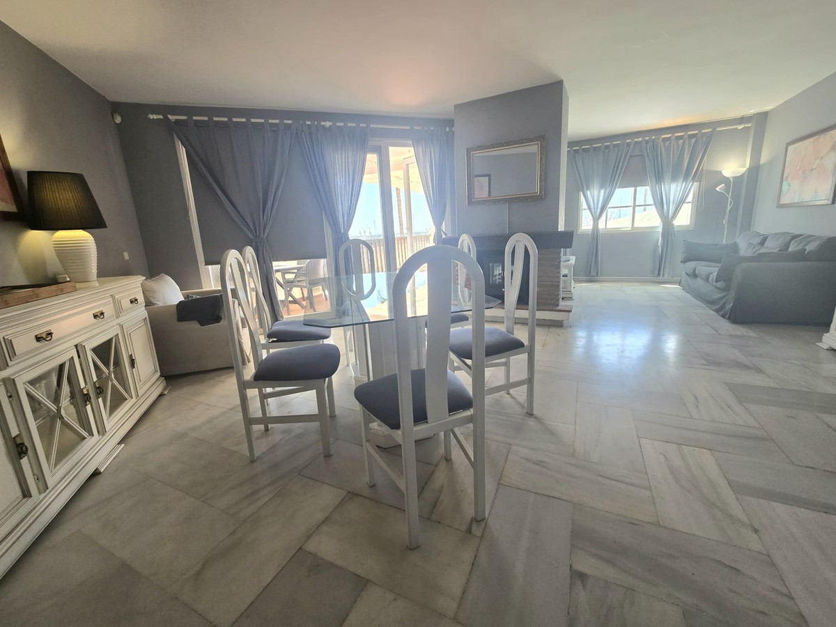 7f6bab7357d22d45c906a751265c12e1 - 12