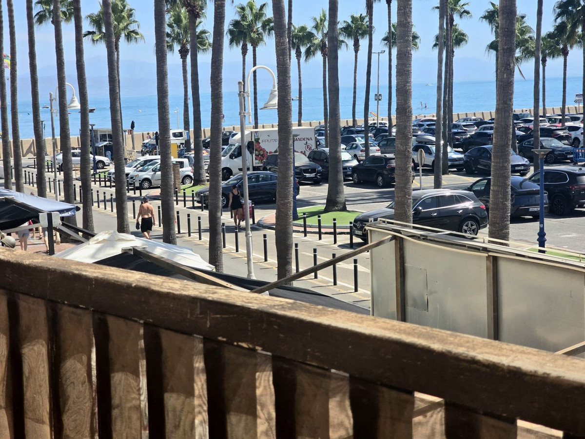 7f6bab7357d22d45c906a751265c12e1 - 38