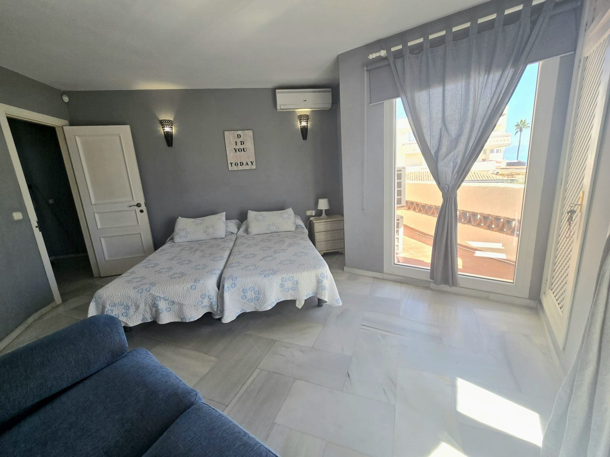 7f6bab7357d22d45c906a751265c12e1 - 39