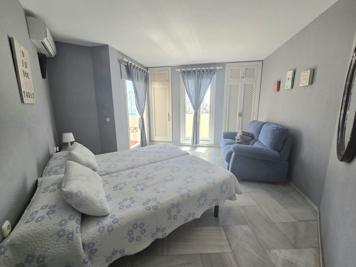 7f6bab7357d22d45c906a751265c12e1 - 9