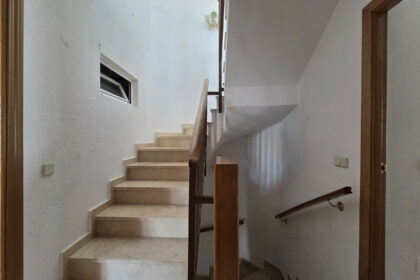 80026a69227f8e796e113861c0151e9a - 26