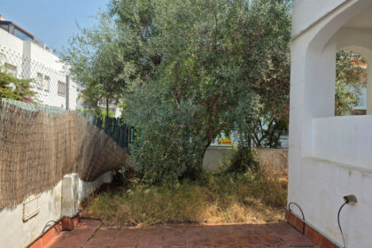 80026a69227f8e796e113861c0151e9a - 39