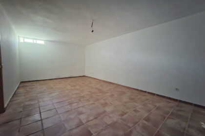 80026a69227f8e796e113861c0151e9a - 44