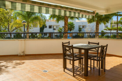 806389ee3e4446c0f9143b231f516a42 - 12