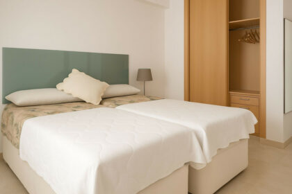 806389ee3e4446c0f9143b231f516a42 - 6