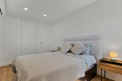 81dcd4038bc14bd41b6cffcb309af482 - 14