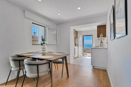 81dcd4038bc14bd41b6cffcb309af482 - 4