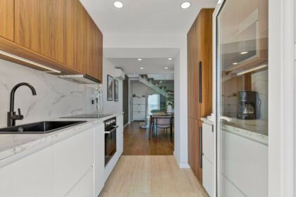 81dcd4038bc14bd41b6cffcb309af482 - 6