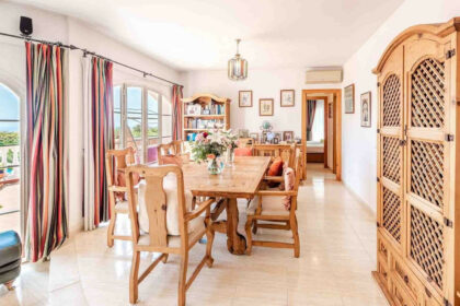 81f6795d179c3ddd408f0adc766cf900 - 5