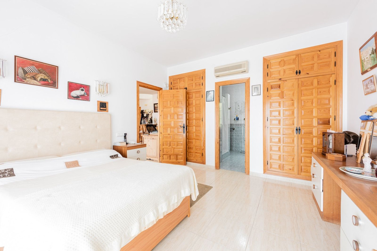 81f6795d179c3ddd408f0adc766cf900 - 9