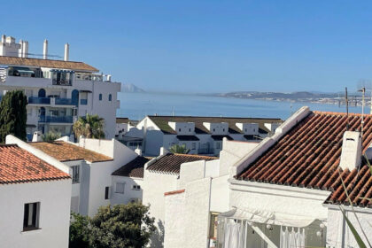 81fb3b6b039db2bb41769c249d6d3f0a - 1