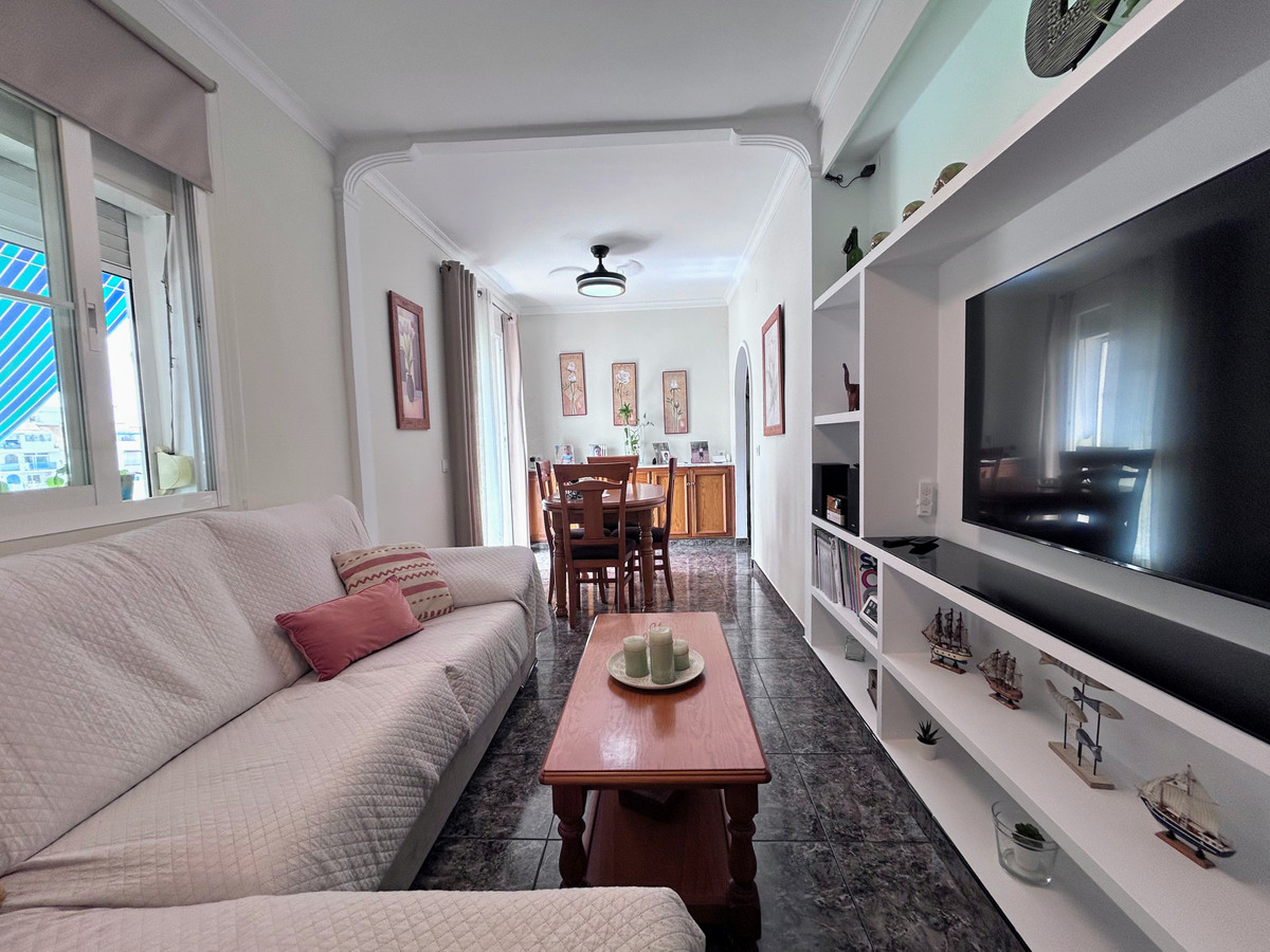 81fb3b6b039db2bb41769c249d6d3f0a - 4