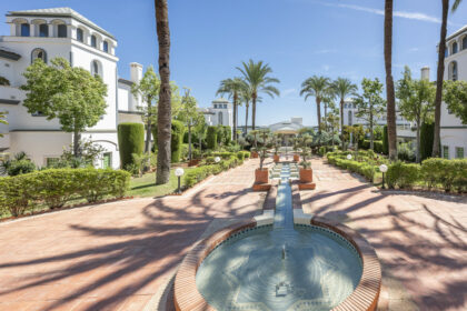 82b5729b9e8c536a2389a6cc63c097f1 - 10