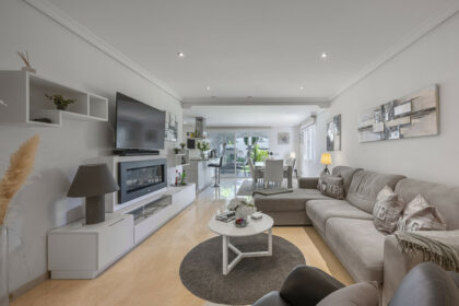 82b5729b9e8c536a2389a6cc63c097f1 - 23