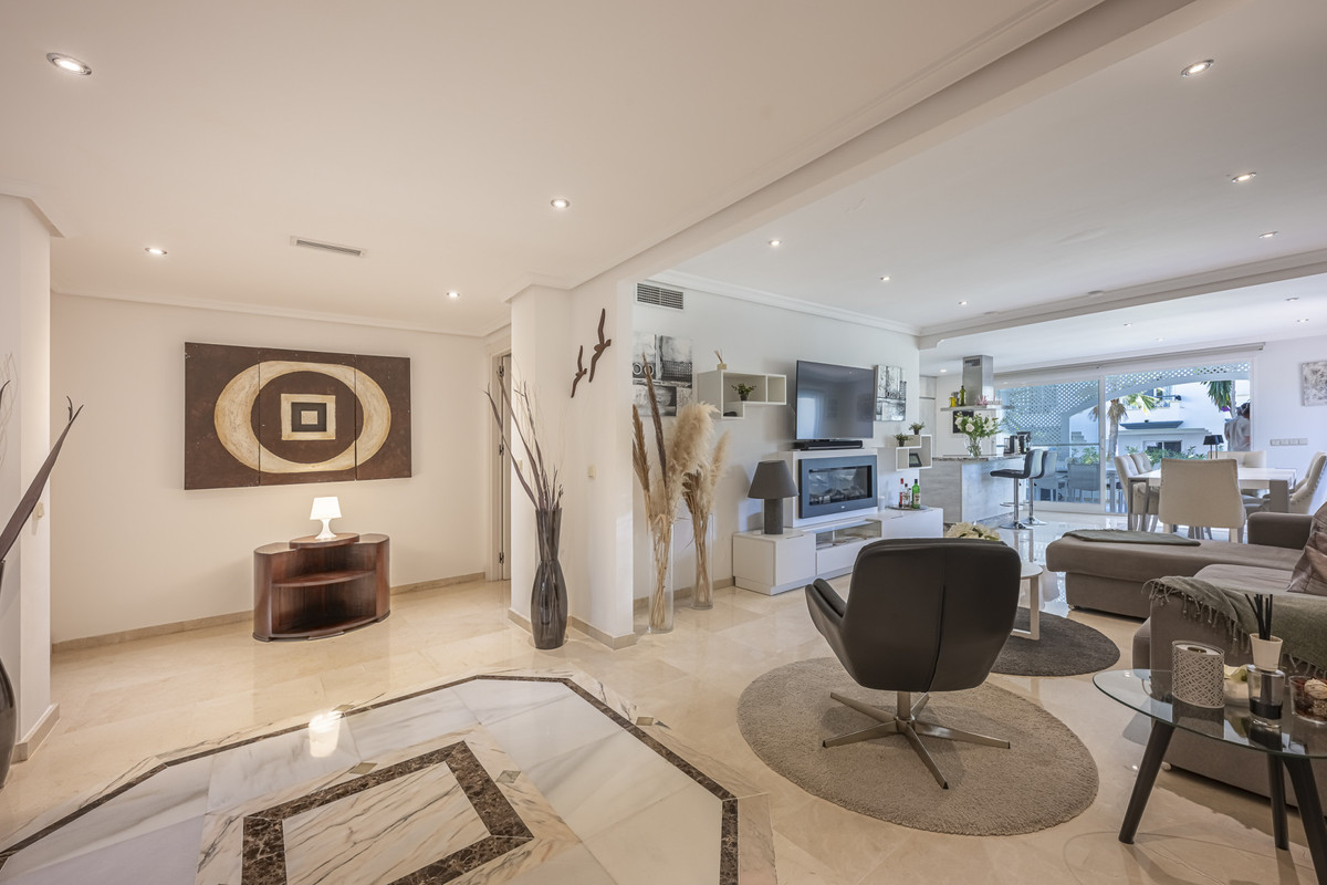 82b5729b9e8c536a2389a6cc63c097f1 - 25