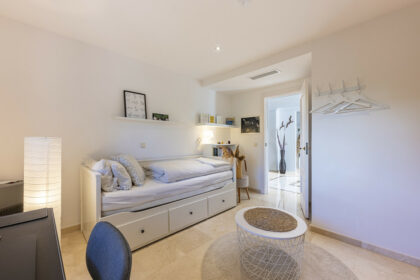 82b5729b9e8c536a2389a6cc63c097f1 - 30