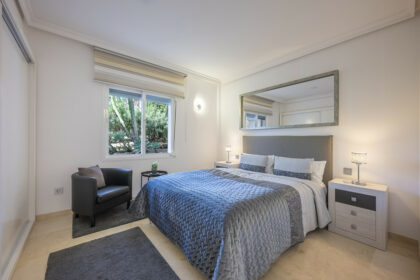 82b5729b9e8c536a2389a6cc63c097f1 - 33