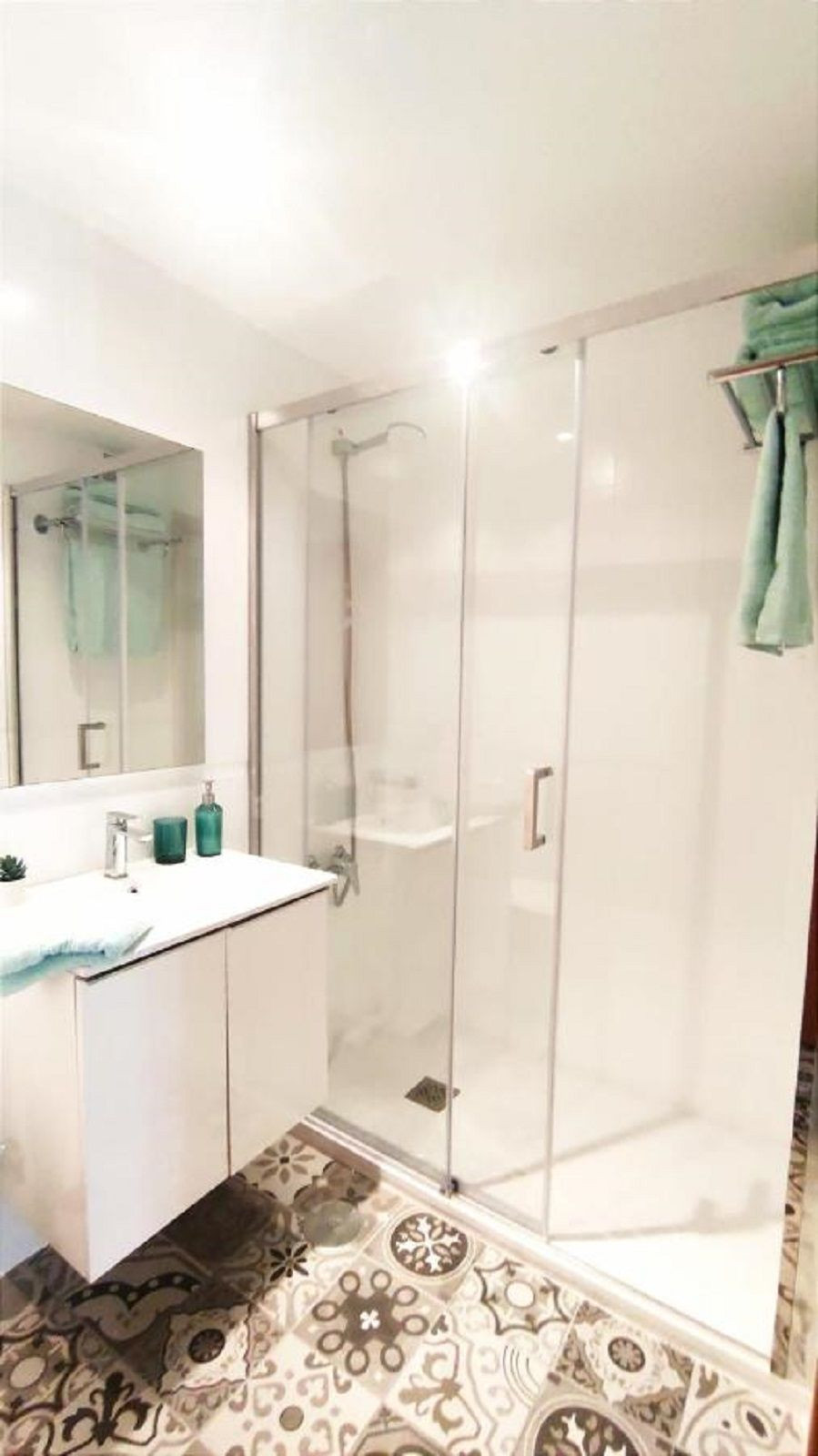 83321ce939efcbe072b7e63e495a2291 - 4