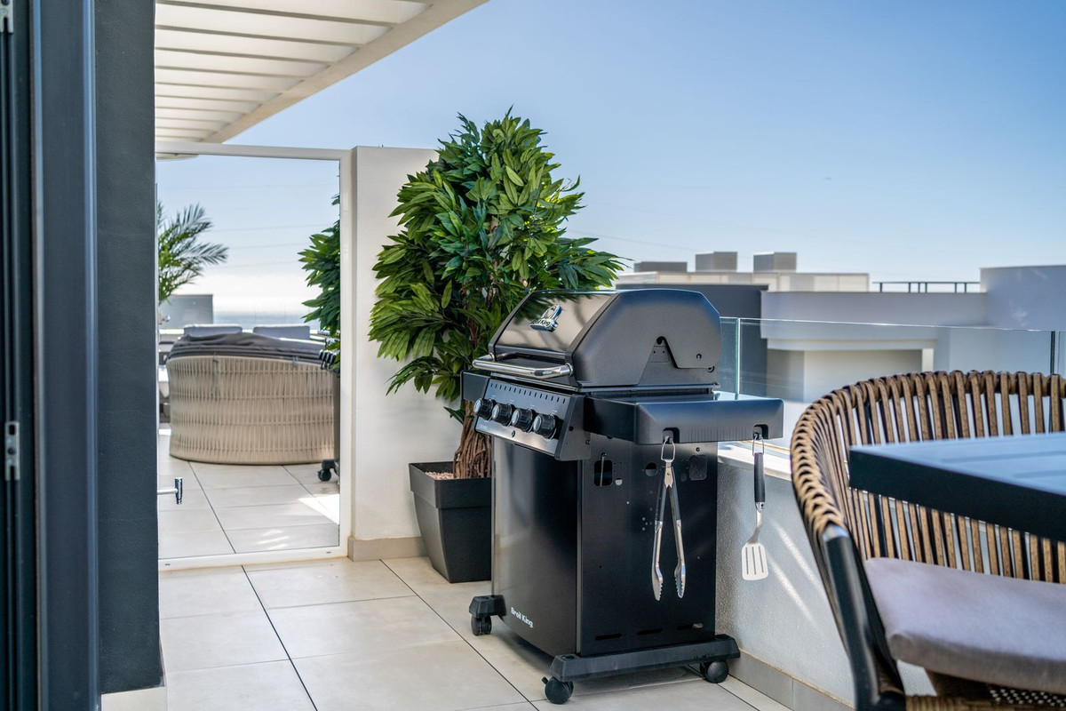 83f6a1764bca8d4bd450fdd17392e3f7 - 5