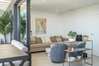 83f6a1764bca8d4bd450fdd17392e3f7 - 6