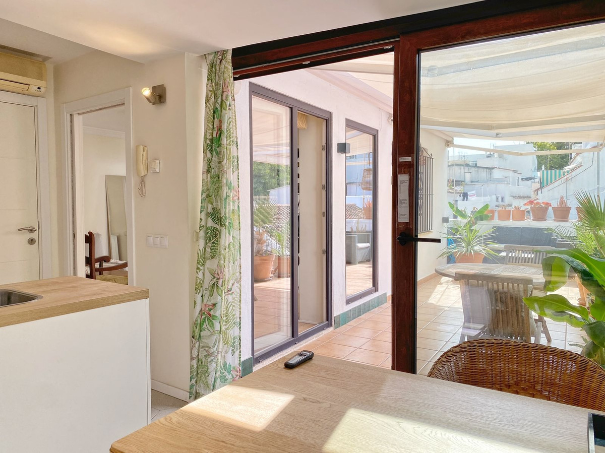 83fbd2bf017554a5a25198e2772101e3 - 11