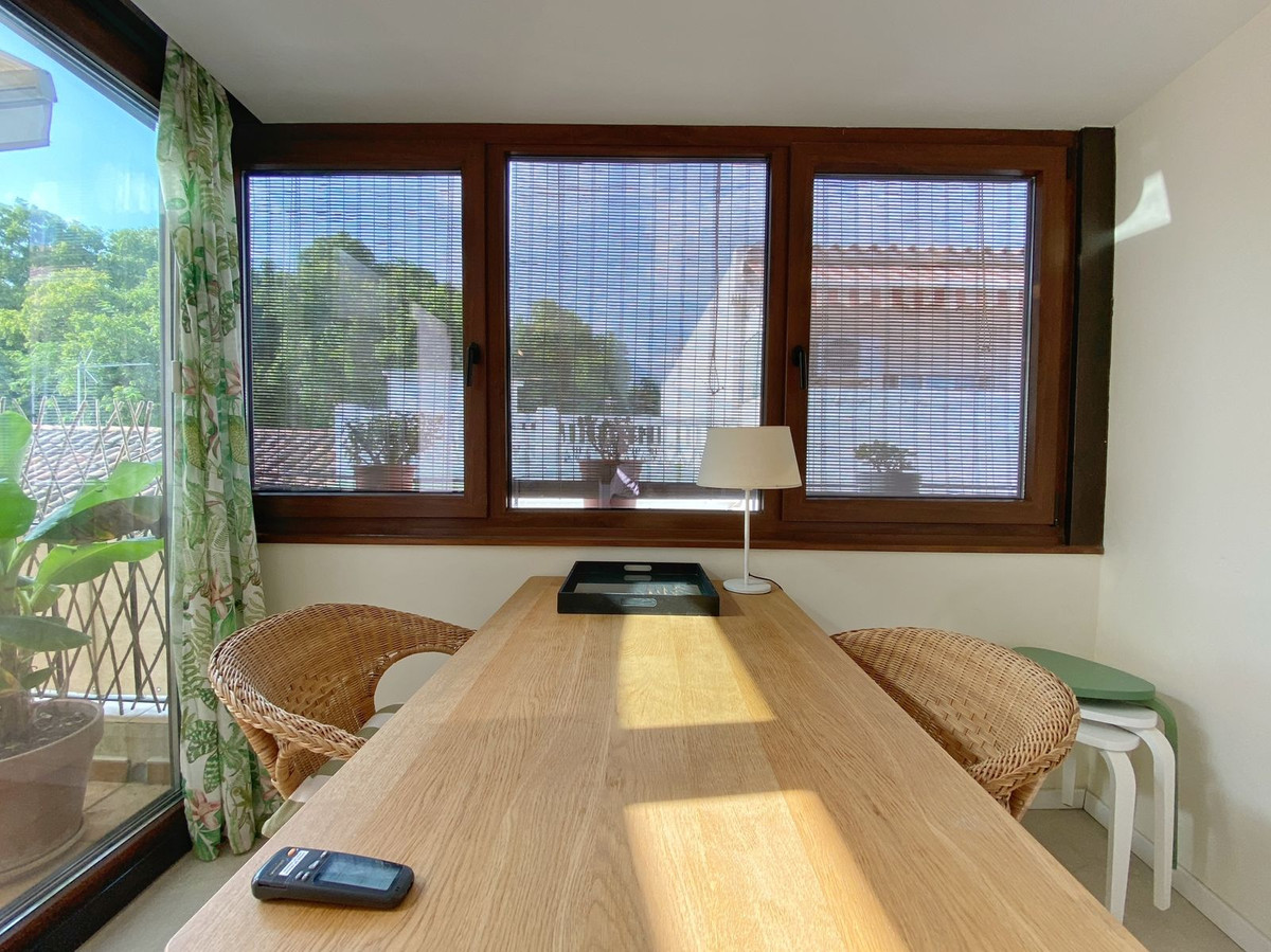 83fbd2bf017554a5a25198e2772101e3 - 13