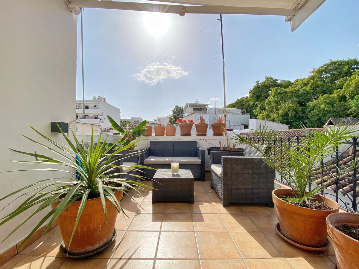 83fbd2bf017554a5a25198e2772101e3 - 17