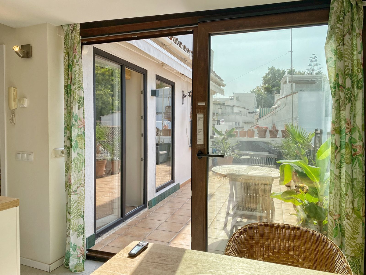 83fbd2bf017554a5a25198e2772101e3 - 27