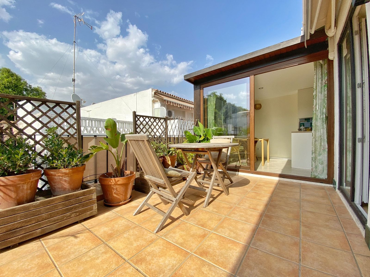 83fbd2bf017554a5a25198e2772101e3 - 31