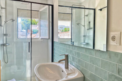 83fbd2bf017554a5a25198e2772101e3 - 32