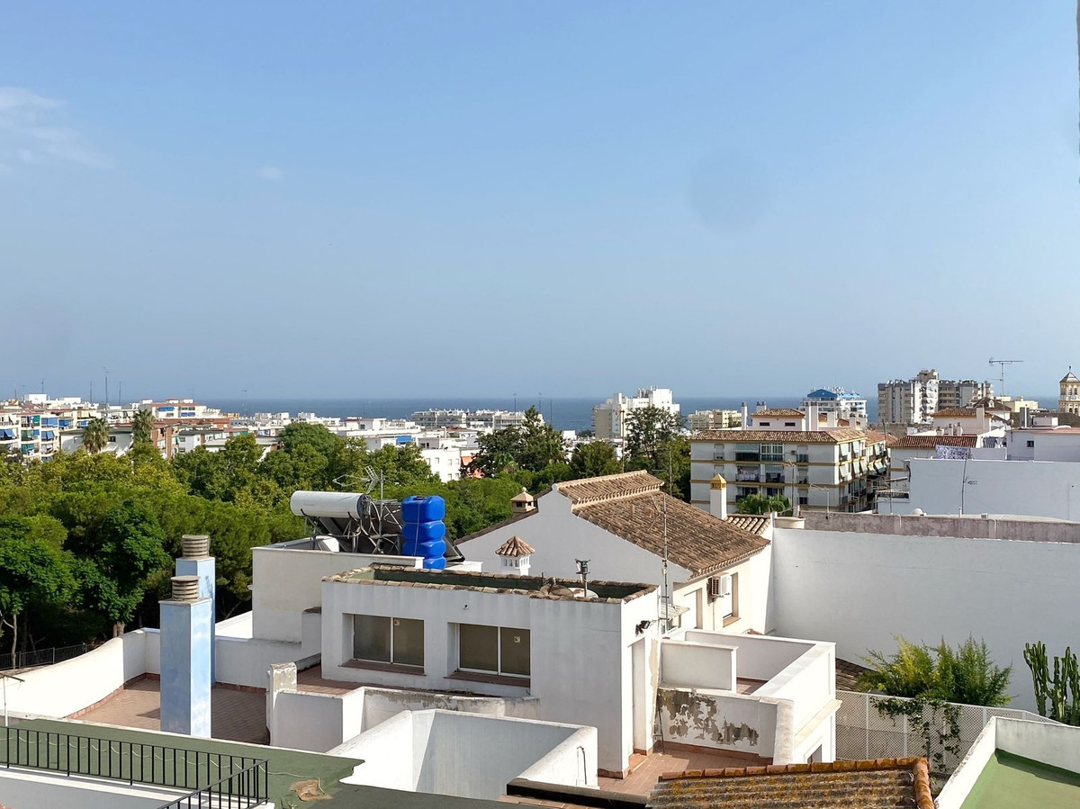 83fbd2bf017554a5a25198e2772101e3 - 35