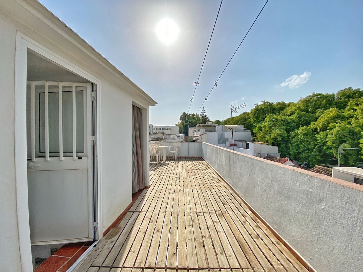 83fbd2bf017554a5a25198e2772101e3 - 37