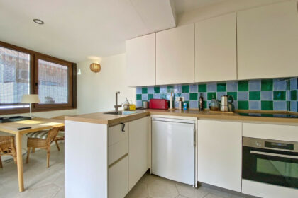 83fbd2bf017554a5a25198e2772101e3 - 4