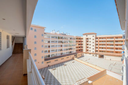 8437d3b3ff7bb63294cec14206d8ab12 - 30