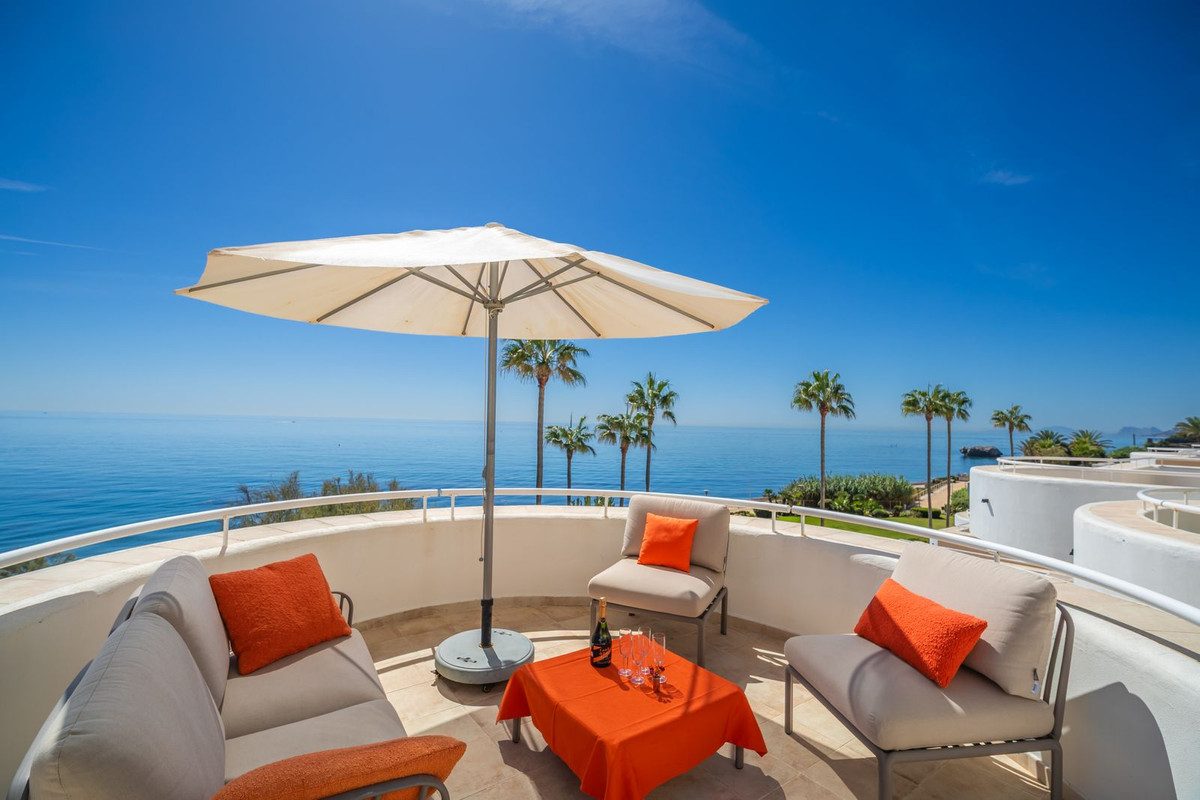 8450ff40a33822df0721d7e2e6a071d5 - 1