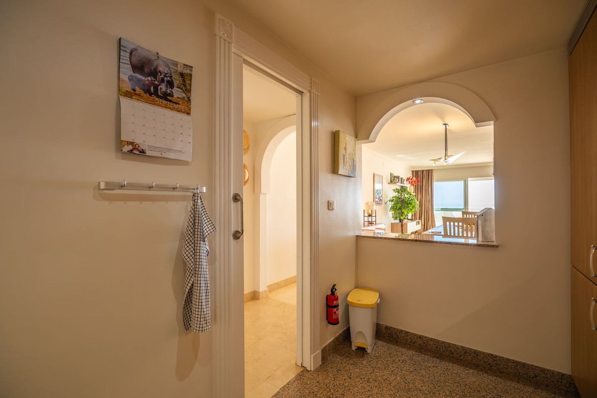 8450ff40a33822df0721d7e2e6a071d5 - 39