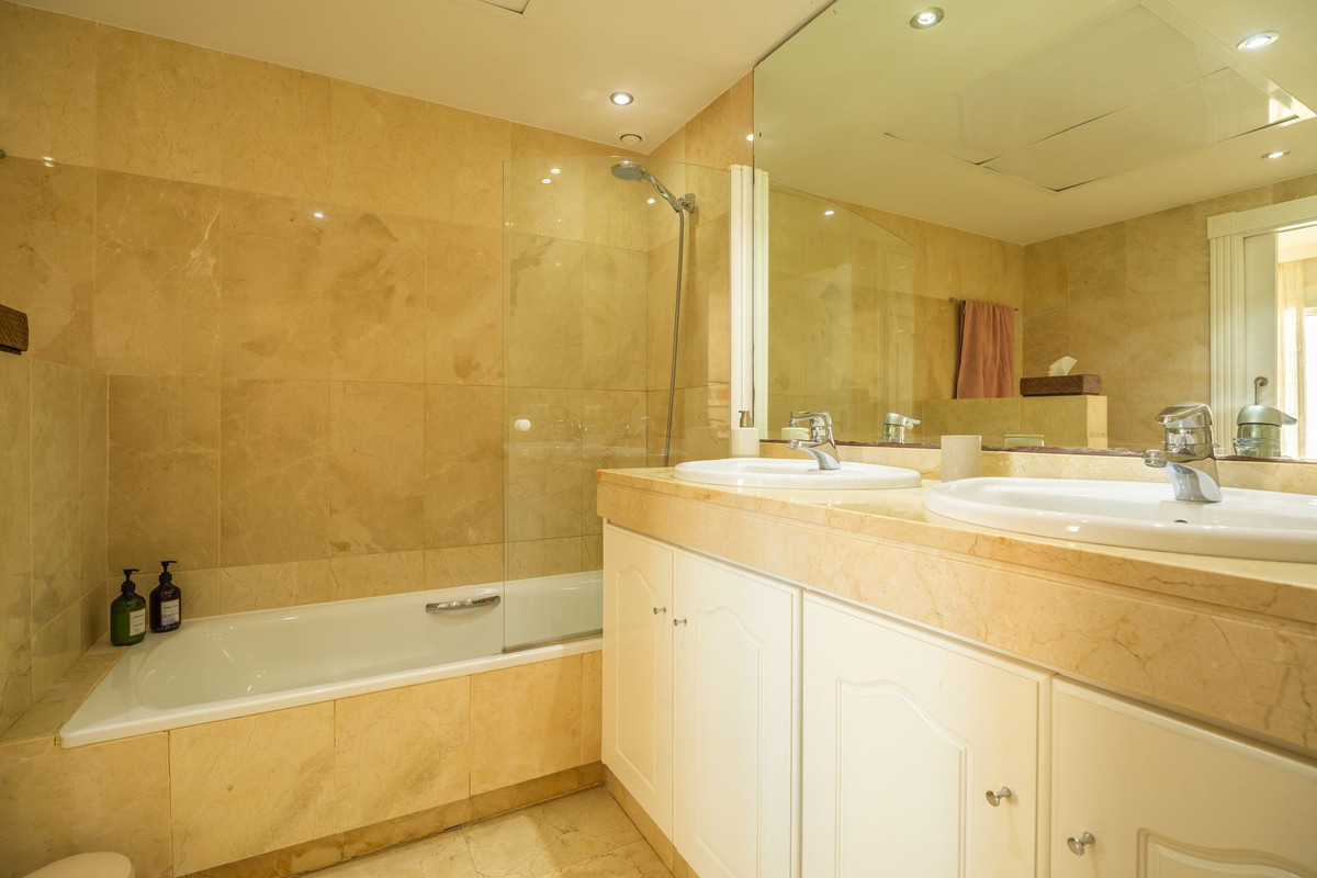 8450ff40a33822df0721d7e2e6a071d5 - 45